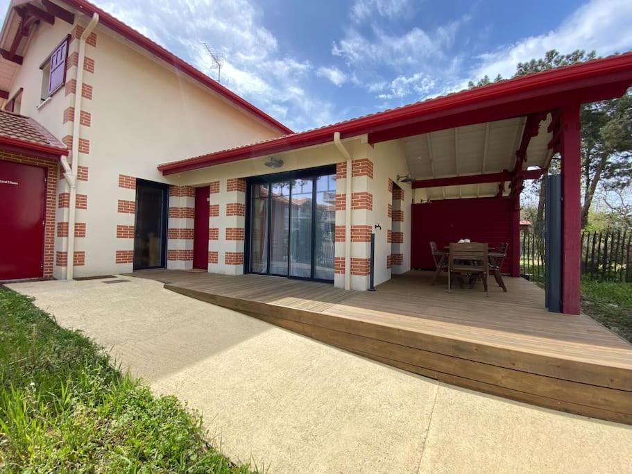 Maison Typee Arcachonnaise Avec Piscine Commune ラ・テスト・ド・ビュシュ エクステリア 写真